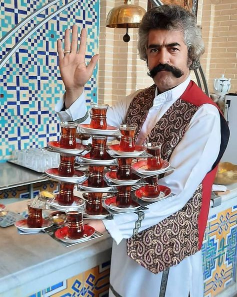 History Of Tea, Persian Restaurant, Persian Tea, Isfahan Iran, Tea History, Tea Station, Iranian Food, Tea Culture, Types Of Tea