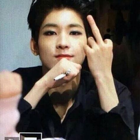 #seventeen #wonwoo Seventeen Memes, Won Woo, Harsh Words, Sea Wallpaper, Seventeen Wonwoo, Seventeen Wallpapers, Memes Kpop, Wattpad Fanfiction, Meme Faces