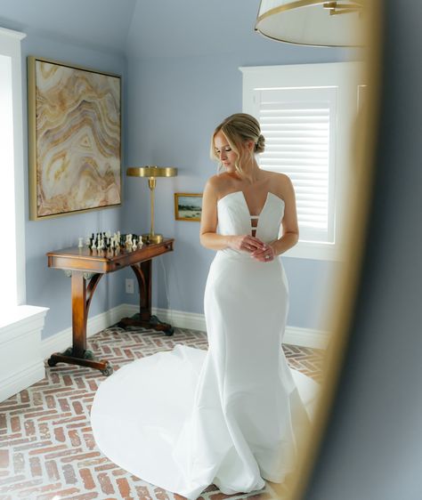 getting ready moments from bek’s special day 🪞💌💫 Women Getting Ready, Bridal Getting Ready, Beach Family Photos, Beach Family, Ranch Wedding, Getting Ready, Get Ready, Special Day, Family Photos