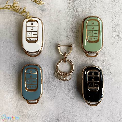 Car Key Keychain, Car Keychain Aesthetic, Honda Keychain, Car Accessories Blue, Honda Accord Accessories, Fun Car Accessories, Honda Civic Accessories, Girly Car Accessories, Keychain Ideas