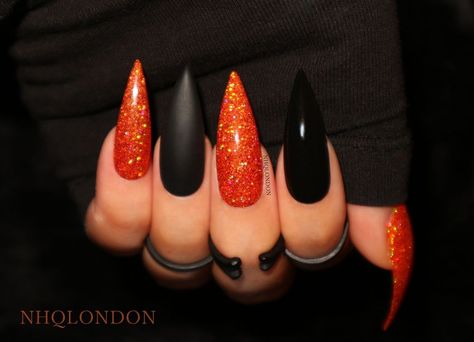 Black Nails With Orange, Glossy Black Nails, Black And Orange Nails, Nails With Orange, Black Halloween Nails, Holloween Nails, Witchy Nails, Halloween Acrylic Nails, Custom Press On Nails