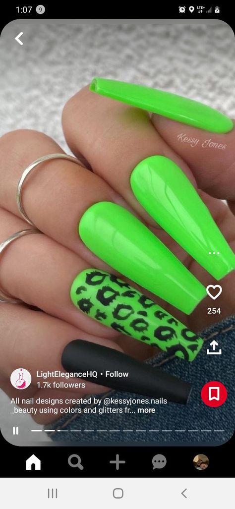 Neon Green And Teal Nails, Bright Green And Black Nails, Neon Green And Black Nail Designs, Hot Green Nails, Black And Lime Green Nails, Lime Green And Black Nails, Bright Green Nails Designs, Black And Neon Green Nails, Green Leopard Nails