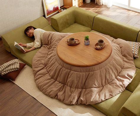 Bed Heater, Japanese Inventions, Japanese Table, Design Japonais, Asian Homes, Bed Table, Stay In Bed, Dream Apartment, Japanese House