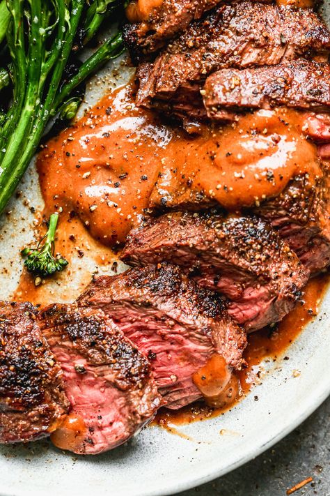 Grilled Hanger Steak, Gourmet Steak Dinner, Beef Hanger Steak Recipe, Steak Recipes Grilled, Homemade Steak Sauce, Steak With Sauce, Hanger Steak Recipes, Sauce For Steak, Steak Sauce Recipe