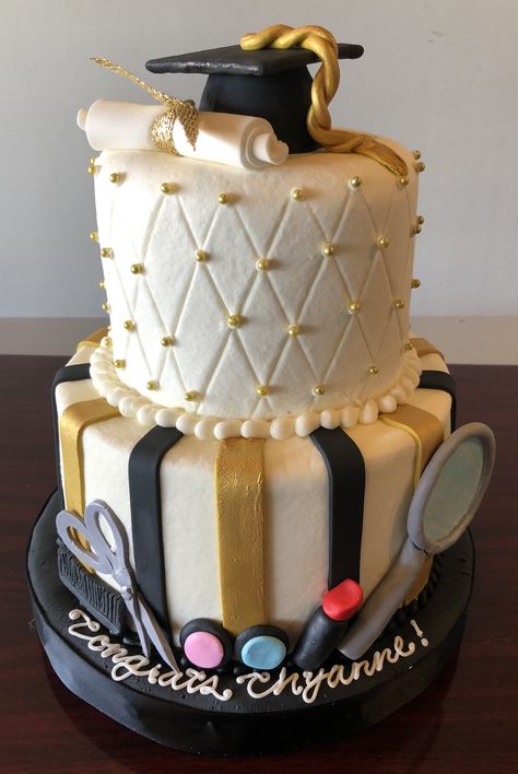 Black & Gold Cosmetology Graduation Cake - Adrienne & Co. Bakery Cosmetology Cake, Beauty School Graduation, Graduation Sheet Cakes, Cosmetology Graduation, Graduation Cake Ideas, College Graduation Cakes, Graduation Cap Decoration Diy, Graduation Party Planning, Graduation Party Themes