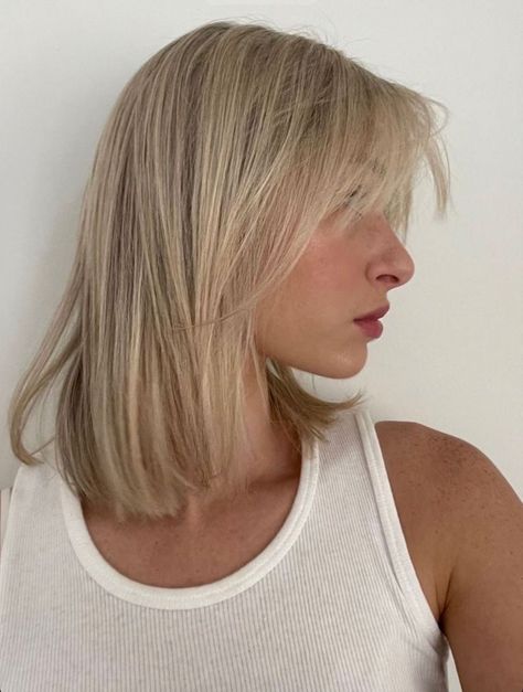 Wispy Curtain Bangs Medium Hair Straight, Blonde Shoulder Length Hair With Layers Straight, Short Blonde Layered Hair Curtain Bangs, Bridget Brown Hair, Shirt Blonde Hair With Bangs, Short Blonde Hair And Bangs, Blond Shoulder Length Hair With Layers, Short Blonde Summer Hair, Blonde Short Hair Layers