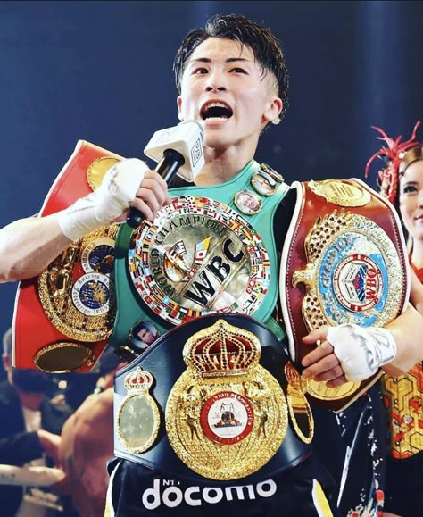 Boxing Belts, Naoya Inoue, Boxing Aesthetic, Boxing Photos, Triple G, Johnny Depp Wallpaper, Boxing Legends, Money Buys Happiness, Boxing Images