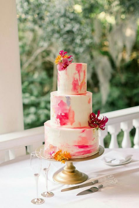 Wedding Cake Pink, Cakes Purple, Cakes Floral, Bright Pink Wedding, Cakes Elegant, Flower Cakes, Pink Wedding Cake, Romantic Wedding Cake, Naked Cakes