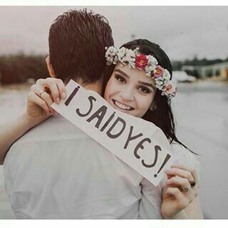 Pre Wedding Photoshoot Props, Wedding Photoshoot Props, Pre Wedding Shoot Ideas, Pre Wedding Photoshoot Outdoor, Wedding Photoshoot Poses, Elegant Baby Shower, Pre Wedding Poses, Wedding Couple Poses Photography, Photoshoot Props