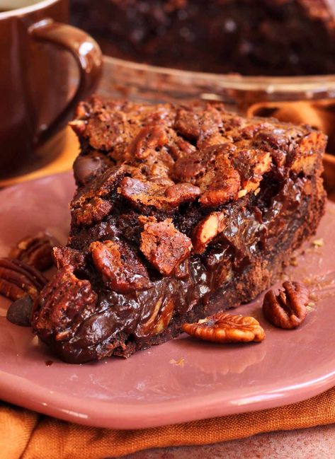 AMAZING GOOEY Espresso Chocolate Pecan Pie - Scientifically Sweet Brown Butter Pecan Pie, Butter Pecan Pie, Scientifically Sweet, Key Lime Pie Bars, Pecan Pie Filling, Chocolate Pecan Pie, Chocolate Espresso, Pecan Recipes, Moist Chocolate Cake