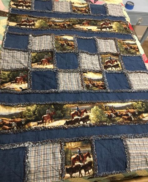 For daddy! Jean Quilts, Denim Rag Quilt, Rag Quilting, Denim Quilt Patterns, Flannel Rag Quilts, Rag Quilt Tutorial, Blue Jean Quilts, Western Quilts, Rag Quilt Patterns