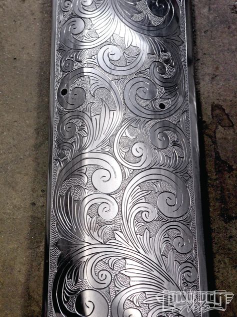 Hernan D’Aloia - Engrave It! - Lowrider Arte Magazine Engraving Metal Ideas, Metal Engraving Pattern, Metal Engraving Designs, Engraving Art Metal, Metal Engraving Tools, Lowrider Arte, Etching Tool, Engraving Metal, Leather Working Patterns