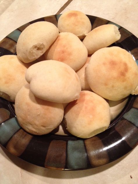 I am so excited to share this recipe for the perfect dinner rolls! They are like the "Sister Schubert's" rolls you can buy at the grocery! Yum!!! Copycat Sister Schubert Rolls, Sister Schubert Rolls Recipe, Homeschool Recipes, Sister Schubert, Thanksgiving Meal Plan, Dinner Tomorrow, Yummy Bread, Thanksgiving 2023, Easter Lunch