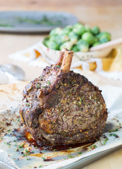 No-Fail Standing Rib Roast Recipe #holiday #roast #beef #christmas #dinnerparty Standing Rib Roast Recipe, Beef Roasts, Holiday Roast, Stomach Rumbling, Christmas Main Dishes, Rib Roast Recipe, Christmas Eats, Holiday Roasts, Standing Rib Roast