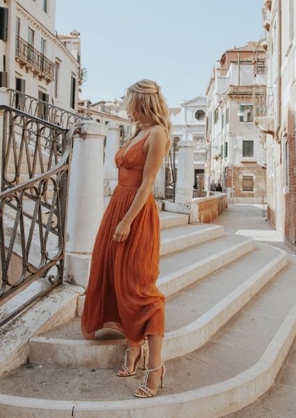 fall wedding guest dress Fall Cocktail Dress, Wedding Guest Dress Ideas, Midi Dress Wedding, Cara Jourdan, Fall Wedding Outfits, Wedding Guest Outfit Fall, Formal Wedding Guest Dress, Short Maxi Dress, Fall Wedding Guest