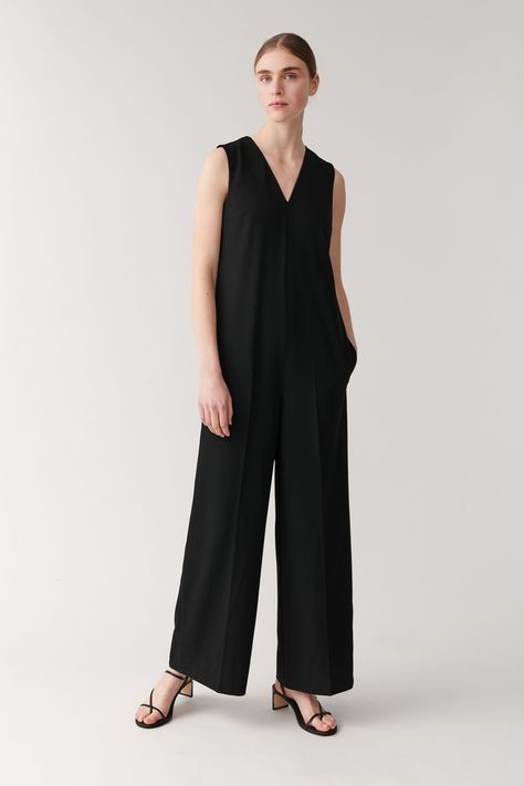 Productpage - COS FR Long Sleeve Jumpsuit, Sleeveless Jumpsuits, Black Jumpsuit, Cotton Poplin, Wardrobe Essentials, Jumpsuits For Women, Fashion Brand, Normcore, Jumpsuit