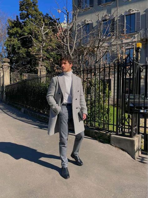 Gray is classy Gray Trench Coat, Gray Outfit, Trench Coat Outfit, Grey Trench Coat, Trench Coat Men, Coat Men, Grey Outfit, Coat Outfits, Double Breasted Suit Jacket