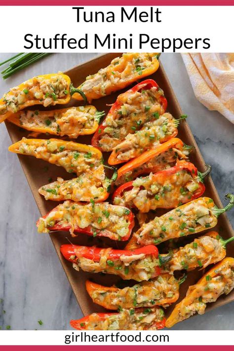 These tuna melt stuffed mini peppers combine the familiar flavours of a tuna melt sandwich with crunchy and colourful sweet bell peppers. This simple appetizer recipe is not only easy to prepare, it's so delicious. Mini stuffed peppers are always a crowd favourite! #minipepperrecipe #gamedayrecipe #cannedtunarecipe Bell Pepper Tuna Melt, Tuna Salad Stuffed Peppers, Stuffed Mini Bell Peppers, Mini Stuffed Peppers, Stuffed Mini Sweet Peppers, Tuna Stuffed Peppers, Tuna Appetizer, Mini Peppers Recipes, Tuna Melt Sandwich