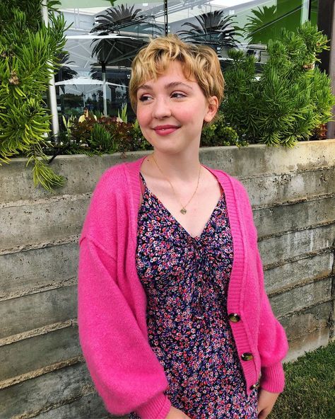 Cozi Zuehlsdorff on Instagram: “At my happy place (@true_food_kitchen) working on a special secret project....any guesses?? 🌺” Cozi Zuehlsdorff, Mighty Med, True Food Kitchen, True Food, My Happy Place, Happy Place, School Outfits, Happy Places, Women's Blazer