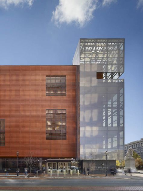 screening Terra Cotta Architecture, Rainscreen Facade, Glass Building, Jewish Museum, Jewish History, Iconic Buildings, Architecture Student, Facade Architecture, Facade Design