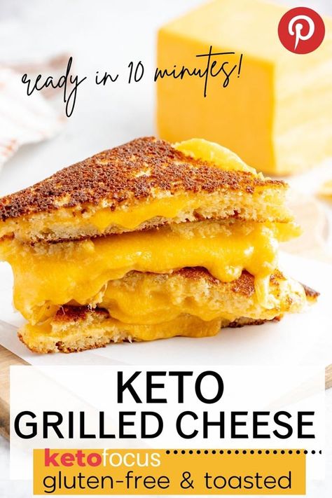 Keto Grilled Cheese (VIDEO Air Fryer Instructions) Keto Sandwiches, Keto Grilled Cheese, Keto Sandwich, Resep Sandwich, 90 Second Bread, 90 Second Keto Bread, Desayuno Keto, Keto Air Fryer, Keto Breads