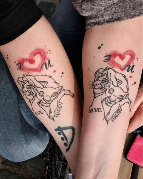 Lion King Couple Tattoos, Tattoo Dla Par, Simba And Nala Tattoo, Nala Tattoo, Simba Tattoo, Partner Tattoo, Disney Couple Tattoos, Tattoos For Siblings, Cat Lover Tattoo