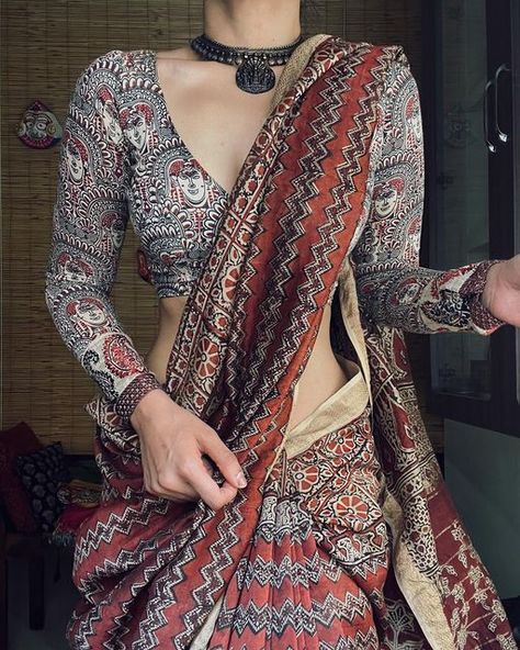 Cotton Saree Blouse Designs, Saree Wearing Styles, Cotton Saree Blouse, Simple Saree Designs, New Saree Blouse Designs, Cotton Saree Designs, Fashionable Saree Blouse Designs, Fancy Sarees Party Wear, Indian Saree Blouses Designs