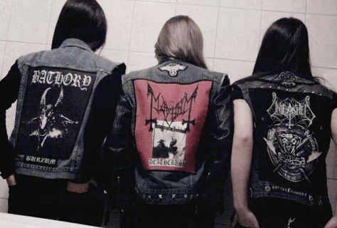 Metal Battle Jacket, Metalhead Fashion, Battle Jackets, Black Metal Girl, Metal Jacket, Black Metal Art, Battle Jacket, Extreme Metal, Metal Fashion