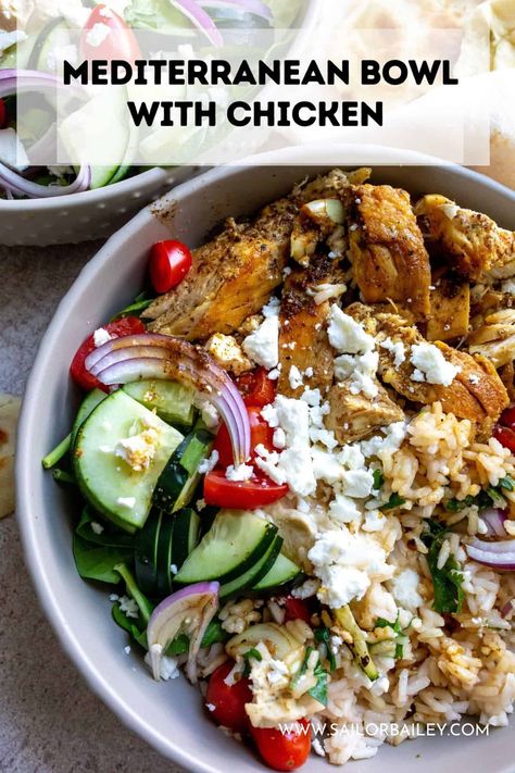 Chicken Mediterranean Bowl Chicken Veggie Bowl Healthy Recipes, Meditterean Chicken Bowl Recipes, Mediterranean Burrito Bowl, Mediterranean Diet Rice Bowl, Medeteranian Chicken Bowl, Mediterranean Bowl Recipe Chicken, Easy Mediterranean Bowl Recipes, Cold Chicken Bowls, Mediterannean Bowl