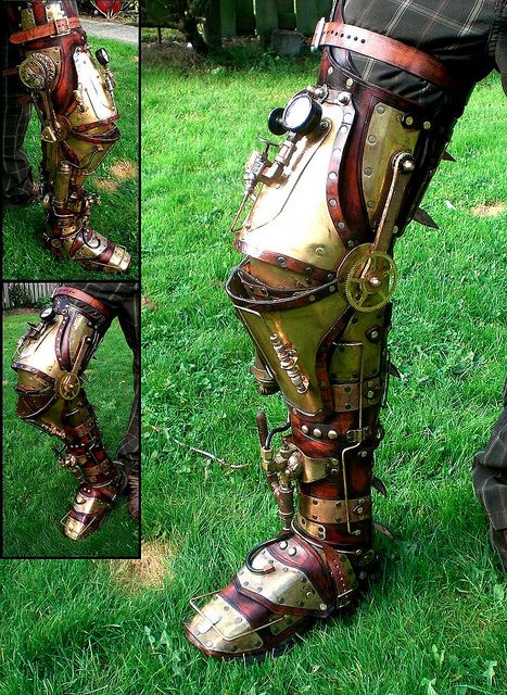 Steampunk Overlords Commissioned Leg | Flickr - Photo Sharing! Steampunk Armor, Steampunk Gadgets, Steampunk Items, Steampunk Leather, Prosthetic Leg, Diesel Punk, Style Steampunk, Steampunk Gears, Steampunk Cosplay