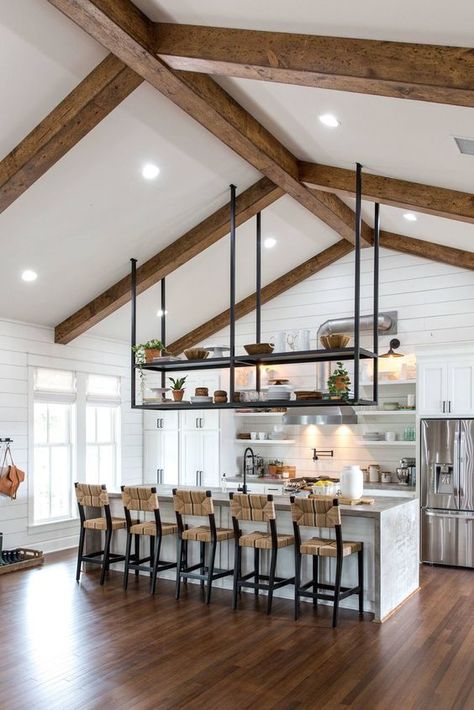 15 Best Kitchens by Joanna Gaines - A round up post of the best kitchens by Joanna Gaines! HGTV's Fixer Upper designer. Country rustic and modern charm. Kitchen renovations. #Joannegaines #HGTV #fixerupper #kitchens Kitchens By Joanna Gaines, Island Kitchens, Fixer Upper Farmhouse, Kitchens Ideas, Kitchen Ikea, Decorating Kitchen, Organization Kitchen, Backsplash Kitchen, Inspiration Kitchen