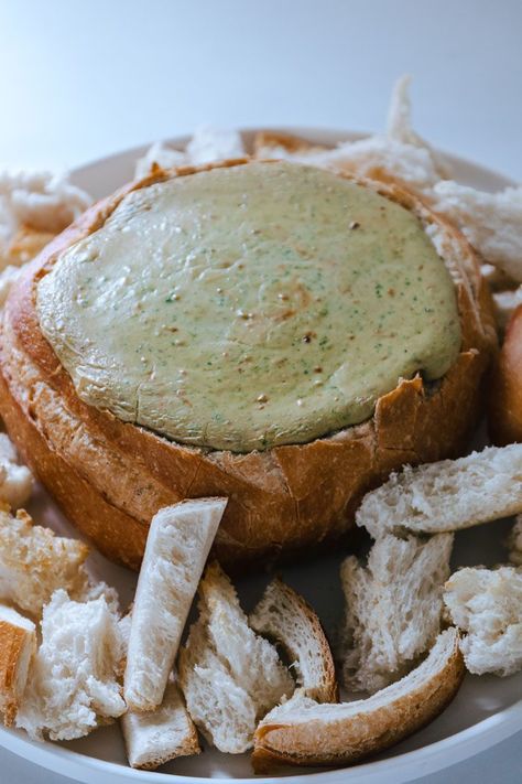 Cobb Loaf Dip, Spinach Cob Loaf, Cob Dip, Onion Loaf, Cobb Loaf, Cob Loaf Dip, Cob Loaf, Cream Cheese Spinach, Dip Easy