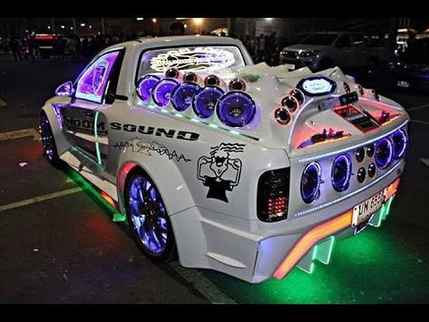 Kicker Subwoofer, Custom Car Audio, Sound System Car, Car Stereo Systems, Car Audio Subwoofers, Car Deco, Turbo Car, Kustom Cars, Pimped Out Cars