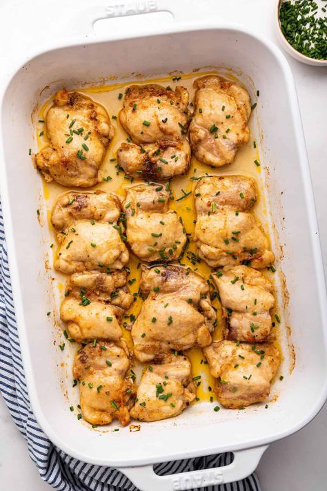 Paleo Chicken Thigh Recipes Boneless, Boneless Chicken Thigh Slow Cooker Recipes, Easy Healthy Chicken Thigh Recipes, Boneless Skinless Thighs Recipe, Boneless Chicken Thigh Recipes Skillet, Quick Boneless Chicken Thigh Recipes, Recipes For Chicken Thighs Boneless, Low Calorie Chicken Thigh Recipe, Whole 30 Chicken Thighs