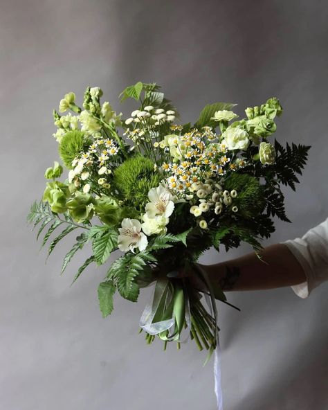 Editorial Bride, Green Carnation, Carnation Bouquet, Wedding Design Inspiration, Greenery Arrangements, Green Bouquet, Bridal Bouquet Flowers, Boquette Flowers, Bouquet Wrap