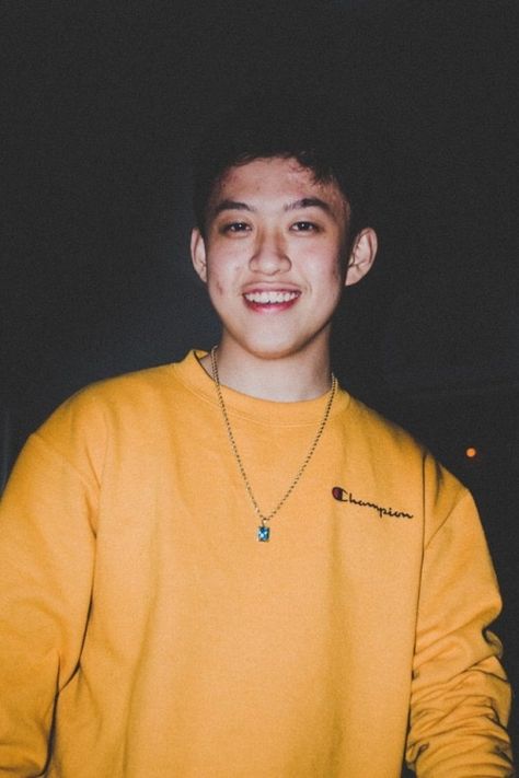 < Rich Chigga > Rich Brian, Aesthetic Lockscreen, Richie Rich, Lil Boy, Dancing In The Dark, Slow Dance, Wallpaper Cave, Friends Mom, Wallpapers Hd