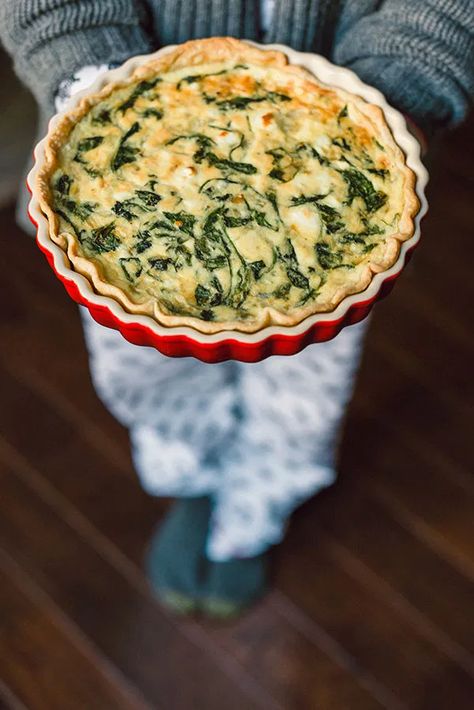 Spinach Goat Cheese, Goat Cheese Quiche, College Savings, Goat Cheese Recipes, Cheese Quiche, Breakfast Quiche, Spring Brunch, Quiche Recipes, Entertaining Ideas