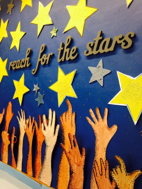 Achievement Wall Display Ideas, Achievement Wall, Achievement Board, Classroom Door Decorating, Prek Graduation, Travel Theme Classroom, Stars Classroom, Bee Classroom, Student Picture