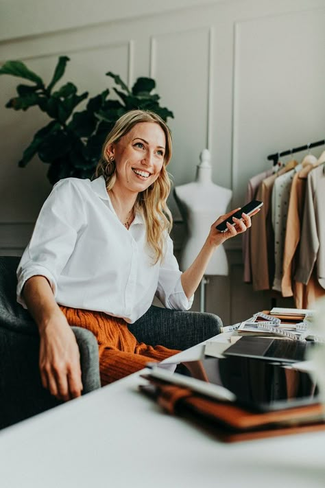 Happy woman with a mobile phone in a boutique | premium image by rawpixel.com / McKinsey Fashion Stylist Photoshoot, Stylist Photoshoot, Personal Fashion Stylist, Business Pictures, Business Photoshoot, Branding Shoot, Branding Photoshoot Inspiration, Brand Stylist, Personal Branding Photoshoot