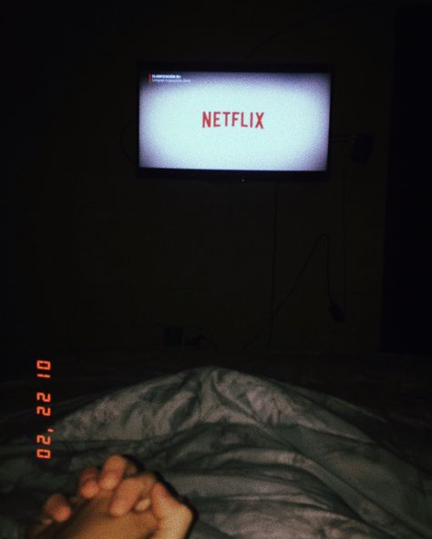 Couples ❤️ Netflix N Chill Couples, Netflix And Chill With Boyfriend, Netflix And Chill Aesthetic Couple, Couples Watching Movie, Couples Watching Tv, Chill Couple Aesthetic, Netflix And Chill Couple, Couple Watching Tv, Chill Couple