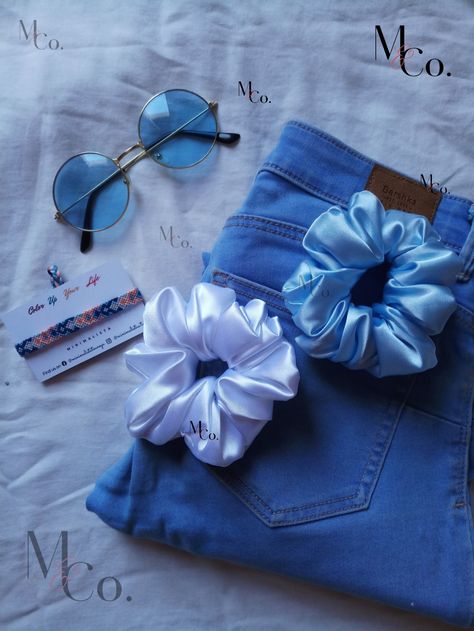 Hair Accessories Diy Headband, Scrunchie Holder, Handmade Journals Diy, Girls Hair Bows Diy, Diy Hair Scrunchies, Scrunchie Styles, Diy Hair Accessories Ribbon, Handmade Fabric Bags, Business Branding Inspiration