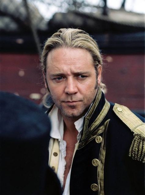 Russell Crowe as Capt. Jack Aubrey -Master and Commander Jack Aubrey, Russel Crowe, Patrick O'brian, Peter Weir, Master And Commander, Classic Films Posters, Navy Uniforms, Russell Crowe, Period Movies