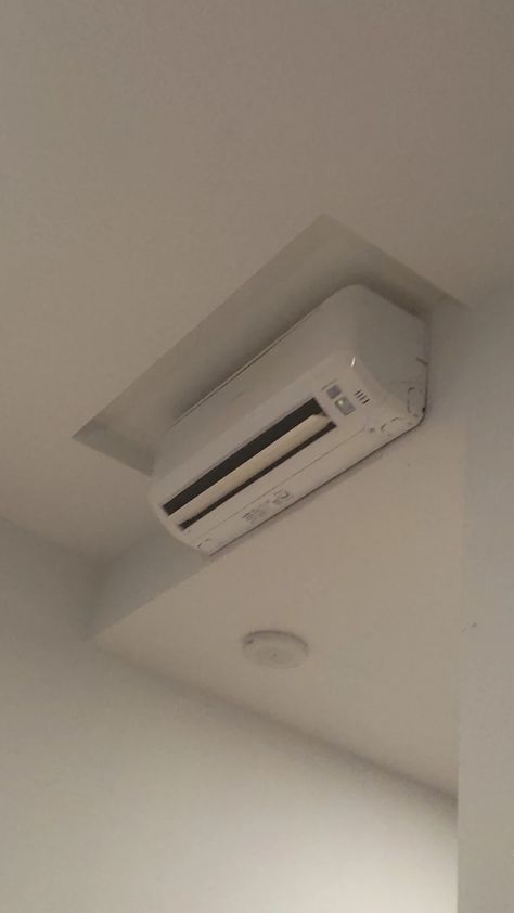 False Ceiling With Ac Unit, Centralised Ac Ceiling, Cassette Air Conditioner Ceiling Design, Ceiling Mini Split, Exposed Air Conditioning Ducts, Split Type Aircon, Split Ac, Above Bed, False Ceiling