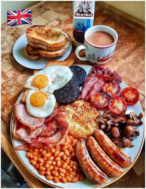 England Breakfast, British Kitchen, American Foods, Pre Workout Food, Full English Breakfast, Bacon And Eggs, Food Options, Continental Breakfast, English Breakfast