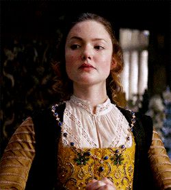 Period Face Claims, Drama Clothes, Tulip Fever, Holliday Grainger, Lucrezia Borgia, The Band Perry, The Borgias, European Dress, Games Of Thrones