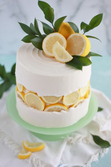 Lemon Slice Fault Line Cake - Baking with Blondie Baking With Blondie, Fault Line Cake, Orange And Almond Cake, Lemon Cake Easy, Blueberry Lemon Cake, Dessert Aux Fruits, Blueberry Cake, Läcker Mat, Lemon Slice