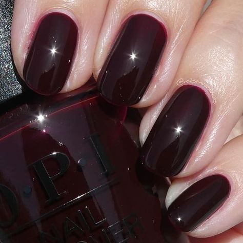 nail polish, opi nail polish, maroon nails, wine nails, red nails, dark nails #affiliate Nail Colors For Christmas, Opi Complimentary Wine, Manicure Nail Colors, Wine Nail Polish, Nail Designs Ombre, Nail Colors Summer, Dark Color Nails, Vampy Nails, Female Aesthetic