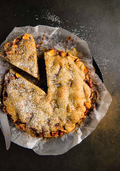 The perfect fall apple cake, seasoned with floral and earthy cardamom, bright orange zest and loaded with chunks of sweet apples. And perfect to serve alongside your favorite warm drink. #applecake #cardamom Apple Cardamom, Easy Apple Strudel, Brown Sugar Cakes, Cardamom Cake, Sweet Apples, Fall Desserts Easy, Apple Season, Honeycrisp Apples, Mood Food