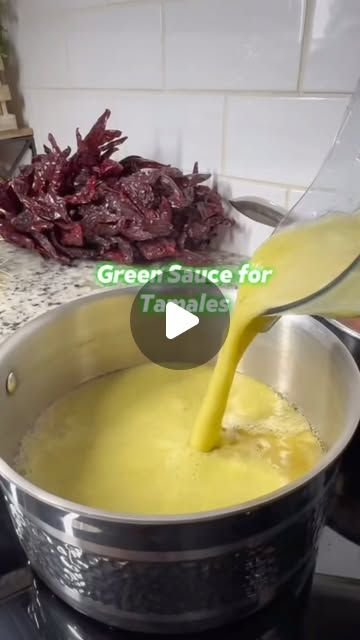 Tamale Gravy Recipe, Red Sauce For Tamales, Green Tamales, Turkey Tamales, Green Sauces, Tamale Sauce, Best Enchilada Sauce, Masa Recipes, Mole Verde