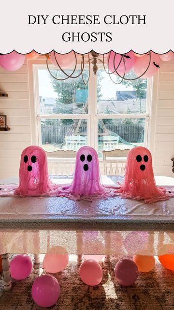 Cheesecloth Ghosts How To Make, Pink Halloween Diy, Diy Pink Halloween Decor, Cheesecloth Ghost Diy, Pink Halloween Decorations, Boo Ideas, String Balloons, Diy Halloween Ghosts, Tulle Balloons